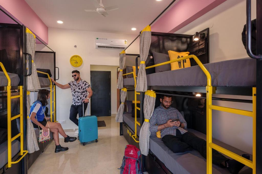 the hosteller jaipur mi road