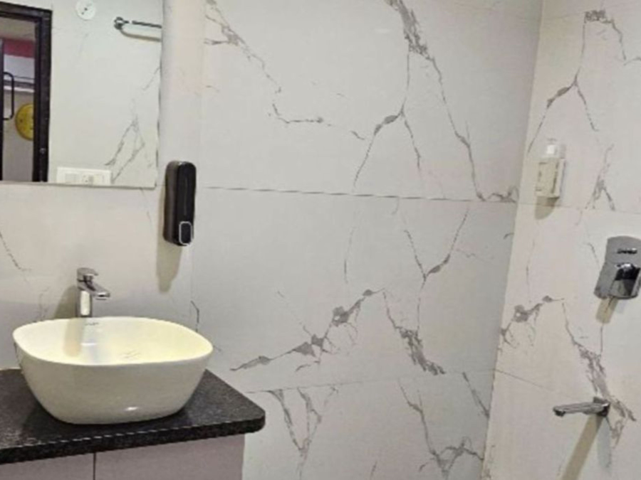 the hosteller jaipur mi road