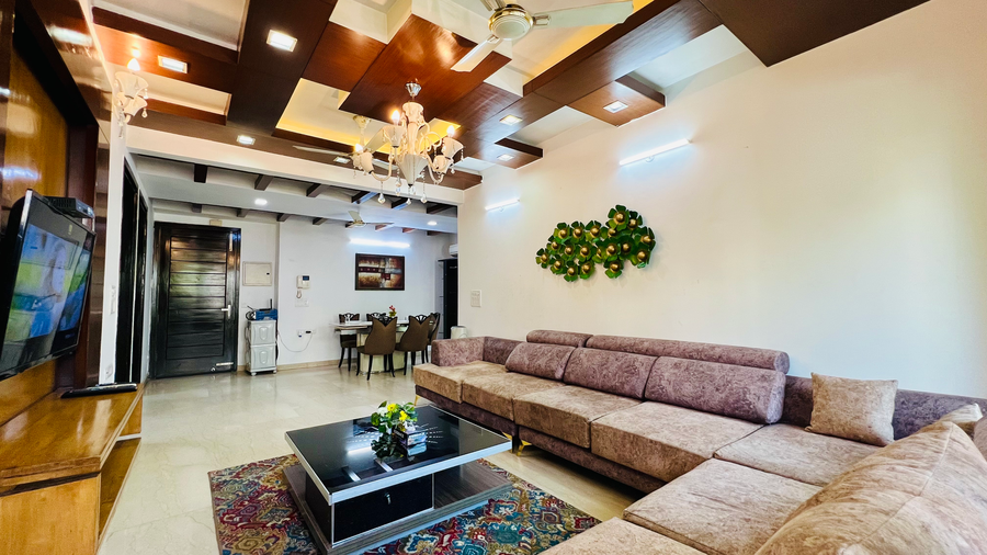 bluo 3bhk green park private garden balcony lift
