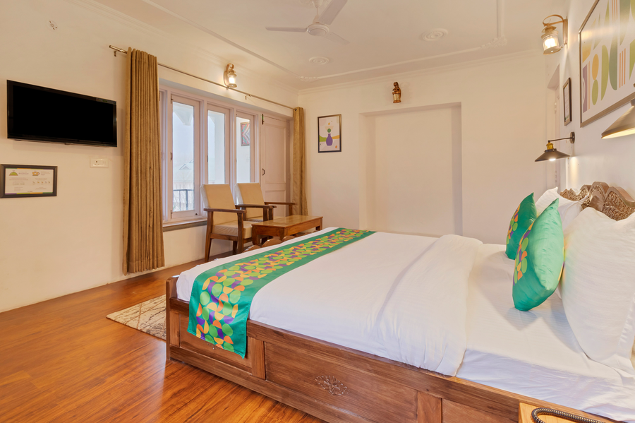 treebo vitasta villa