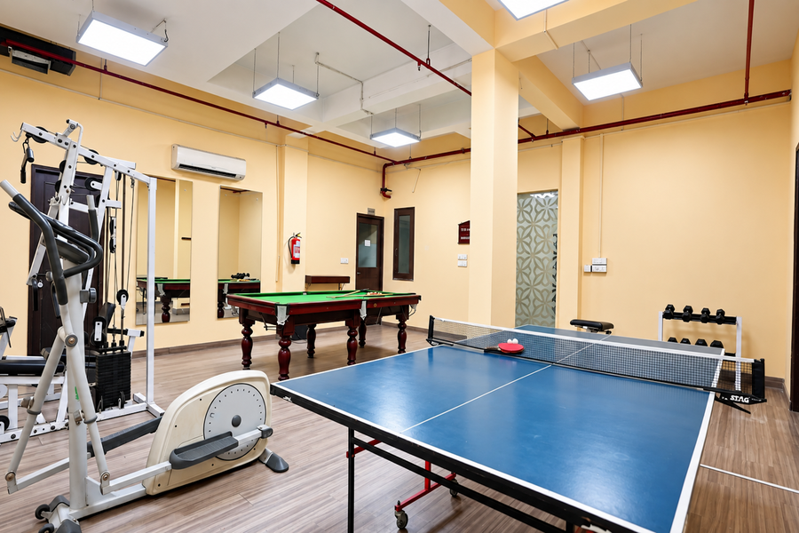 Enkay Residency V Block-Cyber City,Dlf Phase 3,3 star