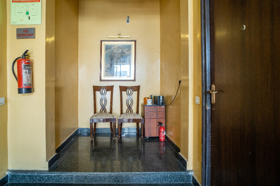 Enkay Residency V Block-Cyber City,Gurugram>>Delhi,3 star