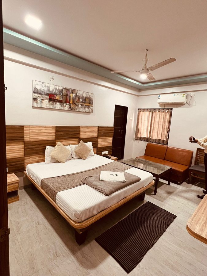hotel pragati inn