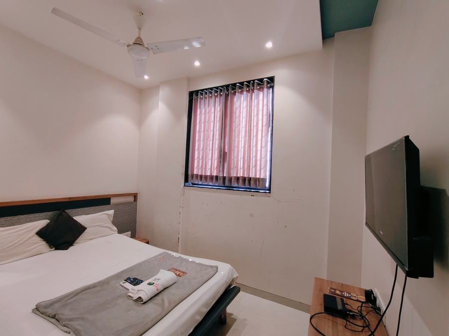 hotel pragati inn