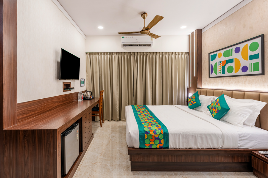 treebo premium the regal park