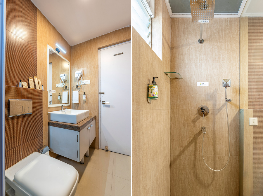 treebo premium the regal park