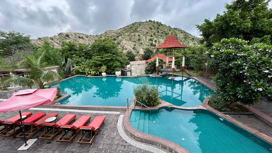 estherea resort and spa jaipur