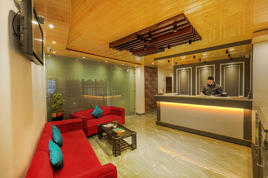 Pax Sunrise Inn Dalhousie,Mall Road Dalhousie,3 star