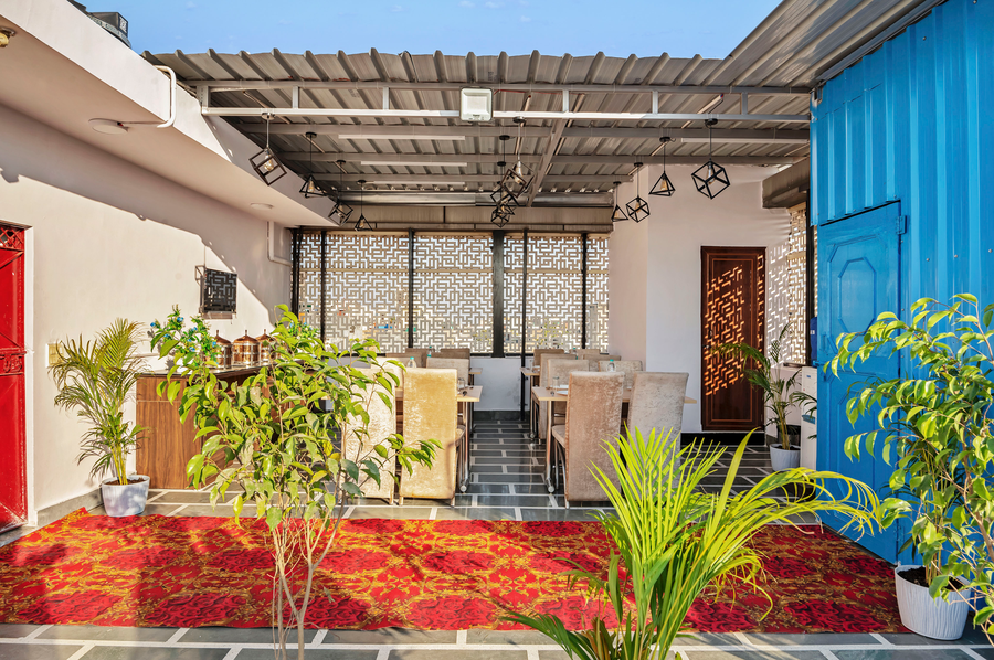 treebo elegant palace