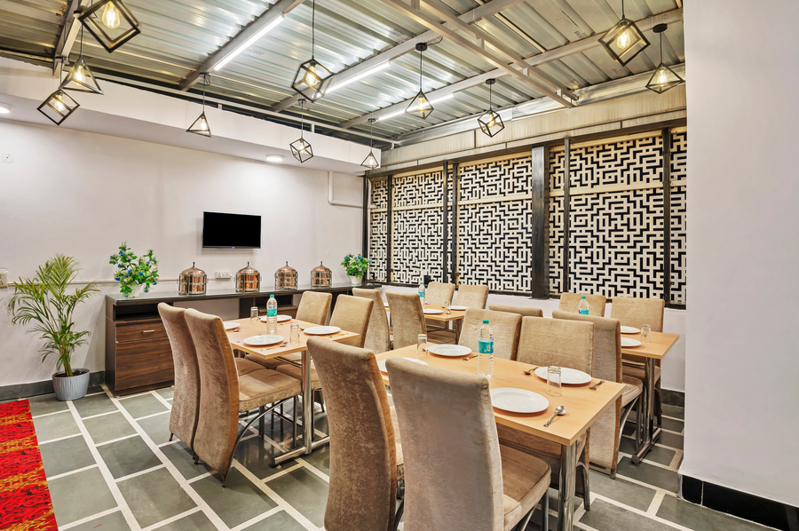 treebo elegant palace