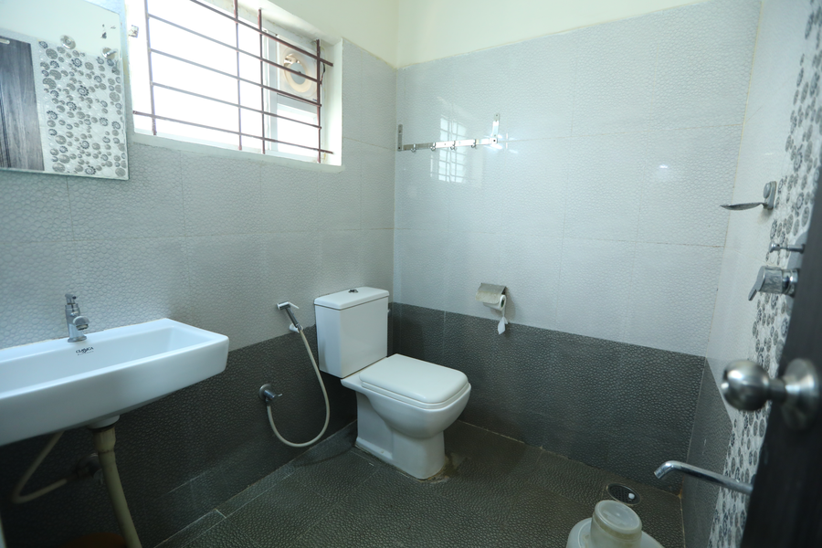 hotel rr international