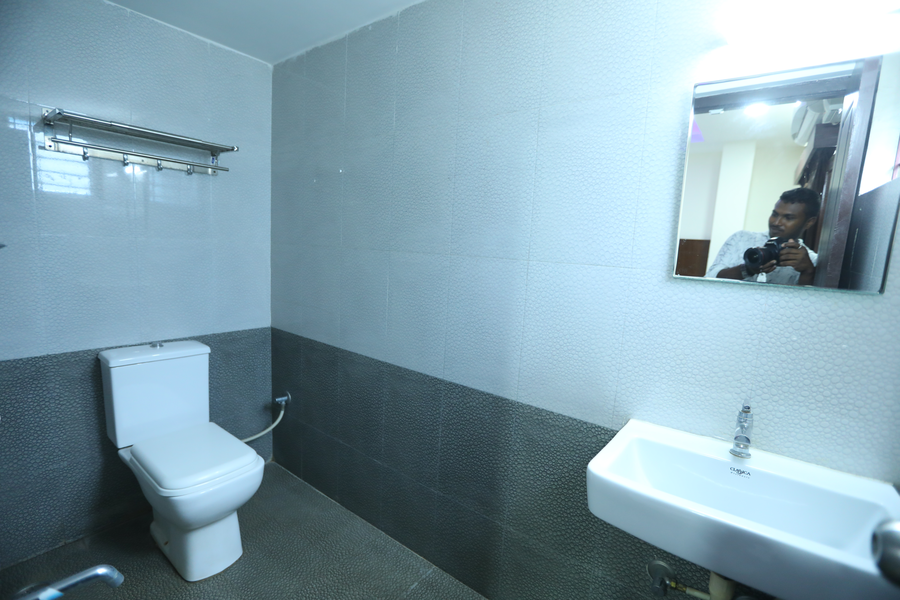 hotel rr international