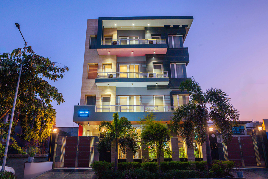 treebo royal city