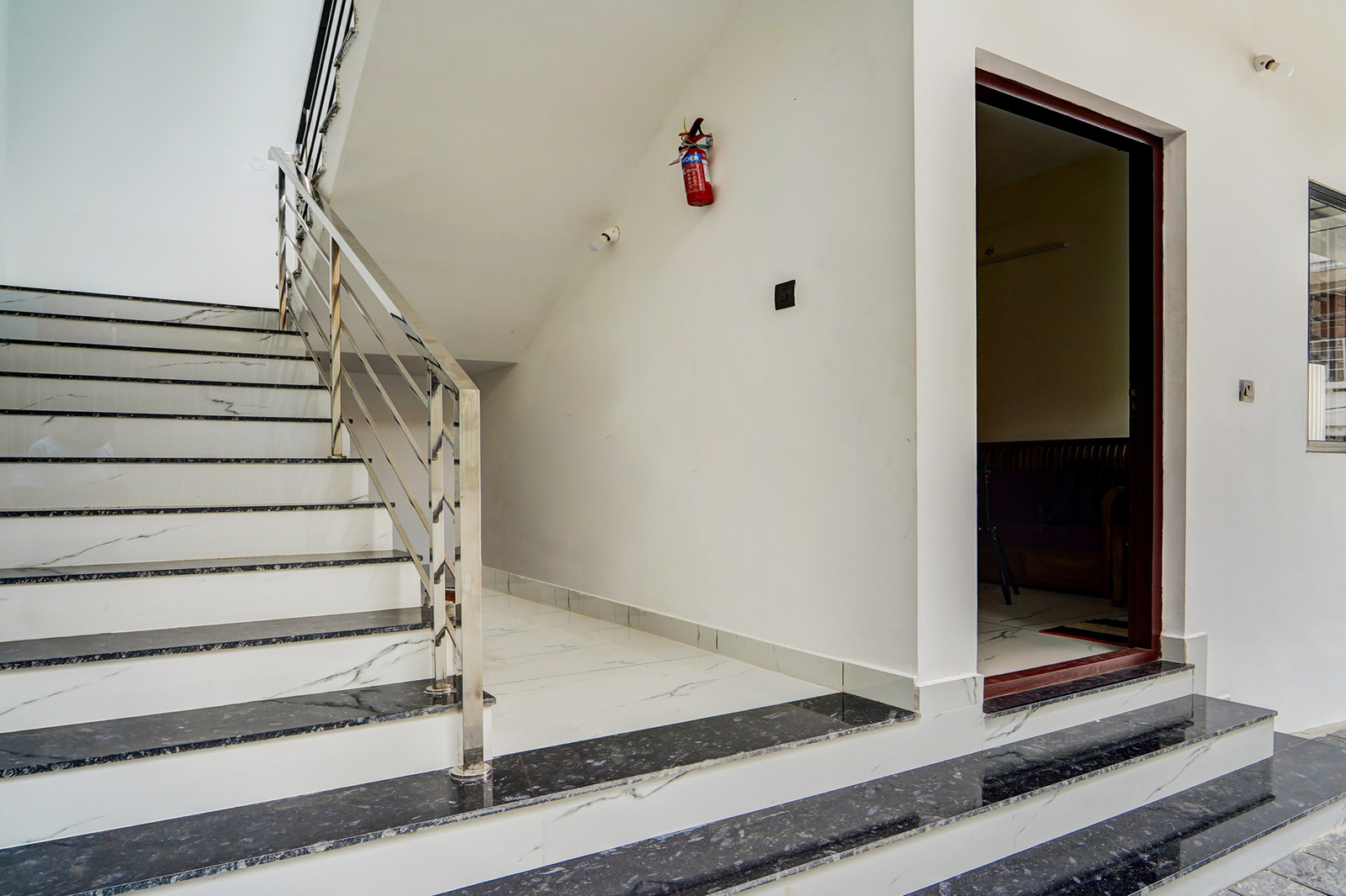 Super Hotel O Hmt Colony Kochi Formerly Pullans Arcade,,3 star