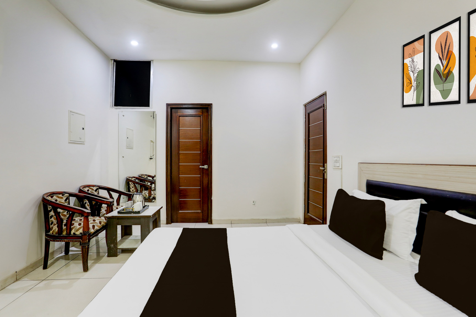 super hotel o lohgarh road zirakpur formerly jb plaza