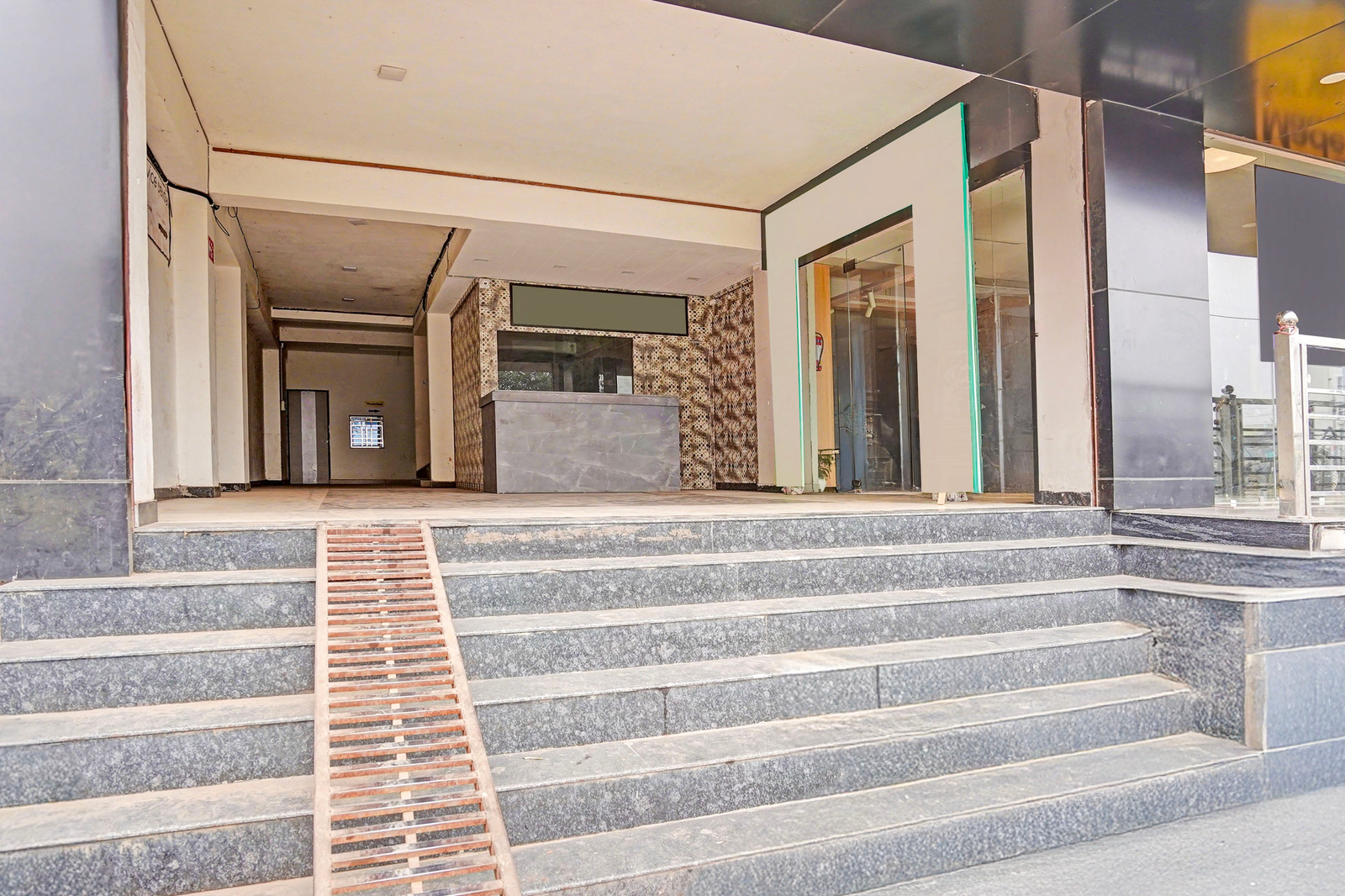 Super Hotel O Kalpi Road Formerly Hotel Gajanand,,3 star