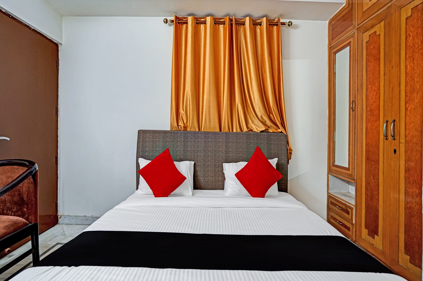 collection o royal residency s30