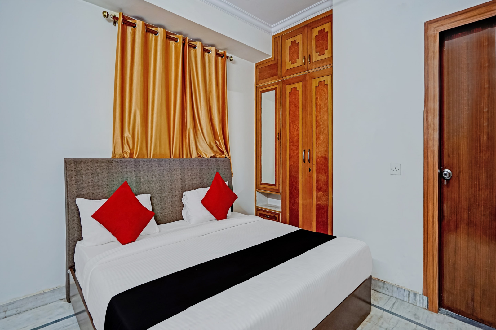 collection o royal residency s30