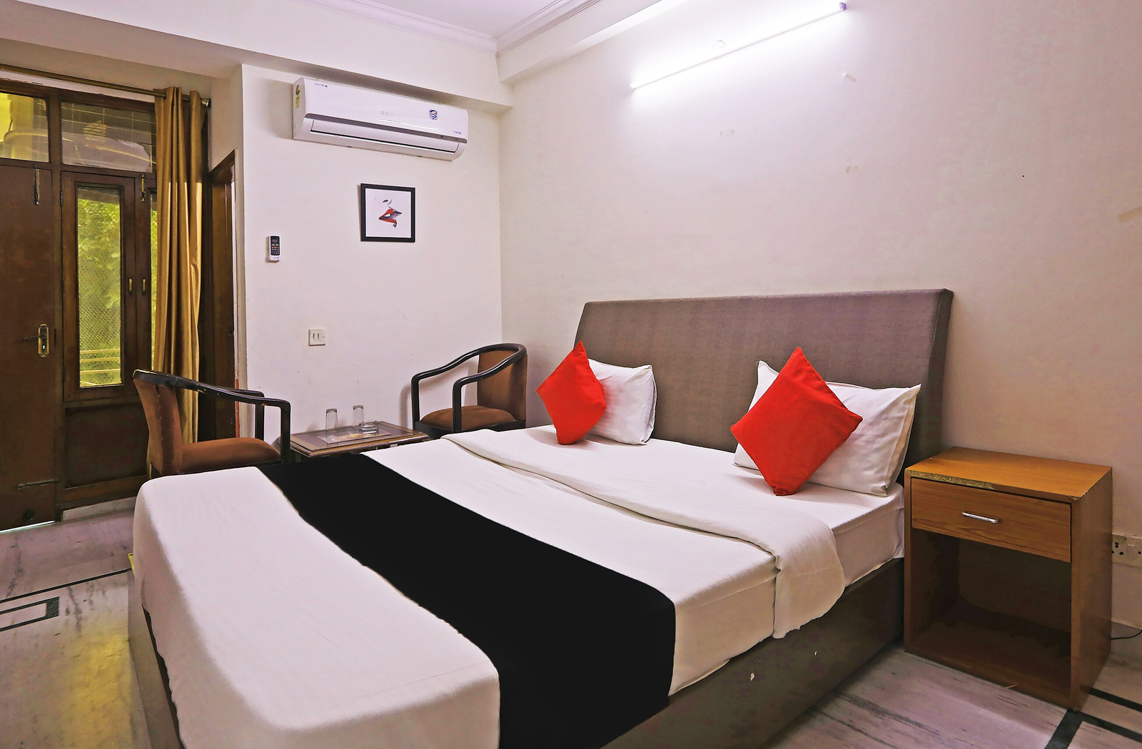 collection o royal residency s30