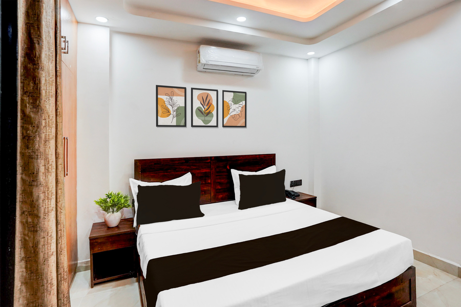super townhouse sector 143b noida