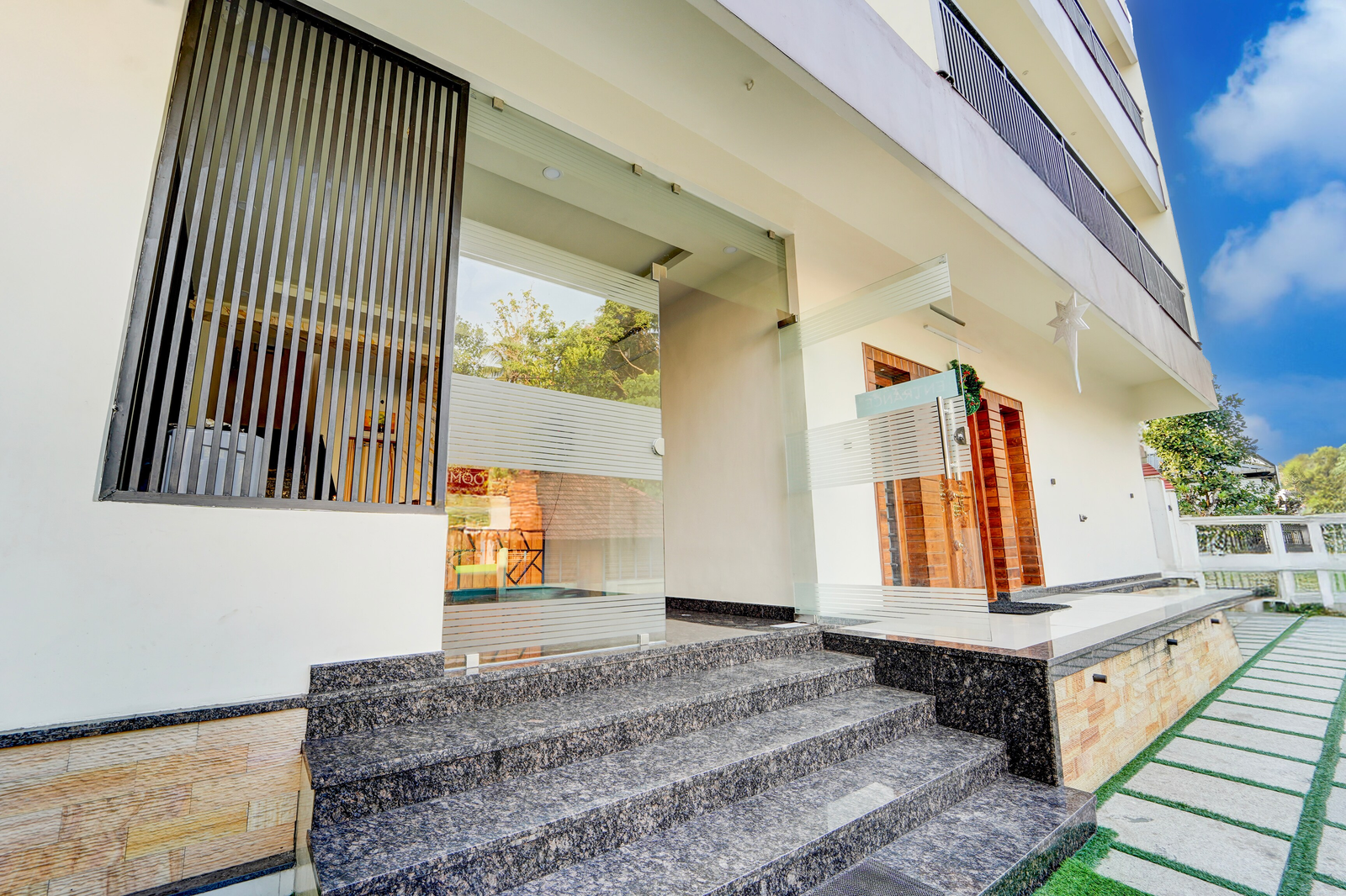 Super Townhouse Kalady Near Airport,,4 star