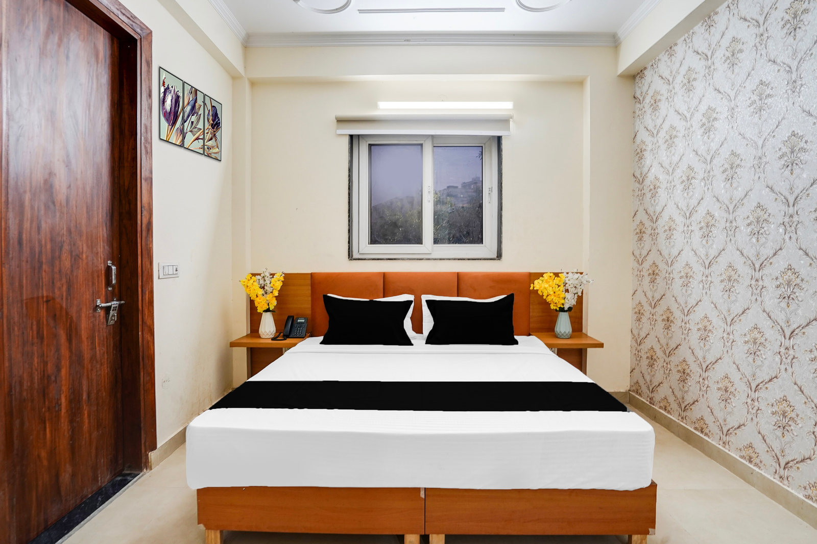 super townhouse sector 121 noida