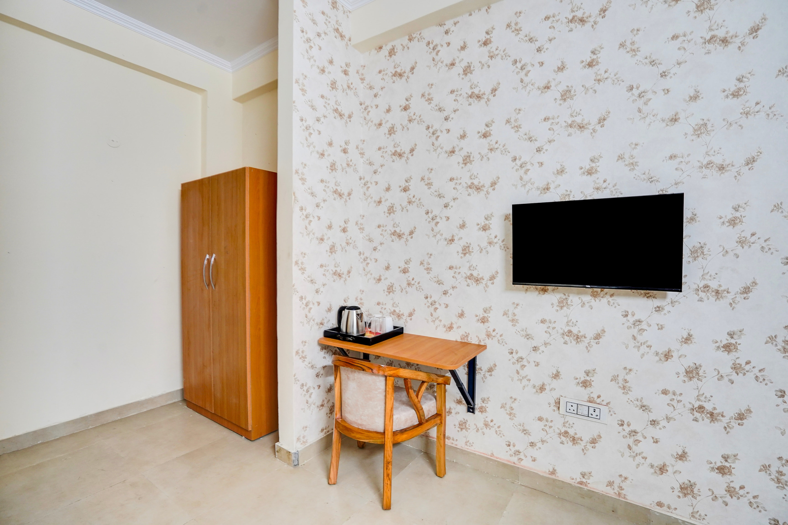 super townhouse sector 121 noida