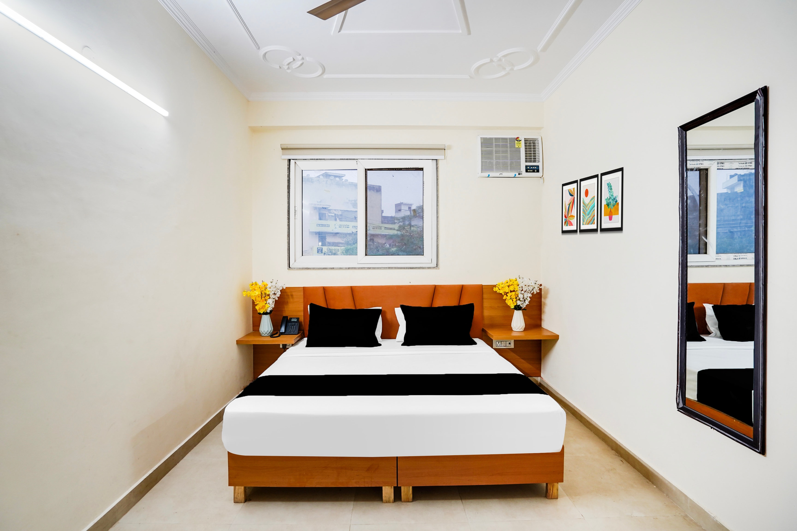 super townhouse sector 121 noida