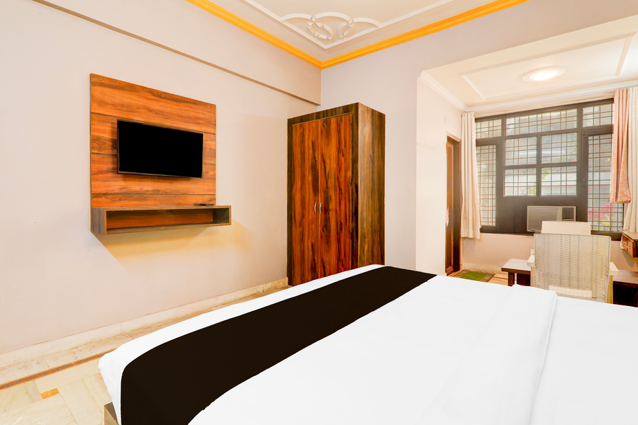 super hotel o insaf nagar munshipuliya formerly vibrant