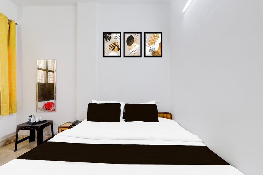 super hotel o insaf nagar munshipuliya formerly vibrant