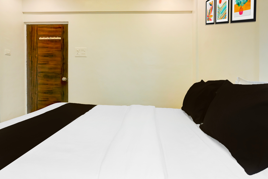 super hotel o laxman nagar baner