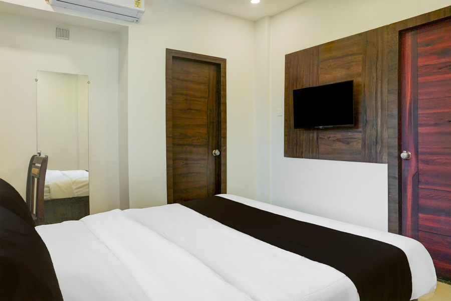 super hotel o laxman nagar baner