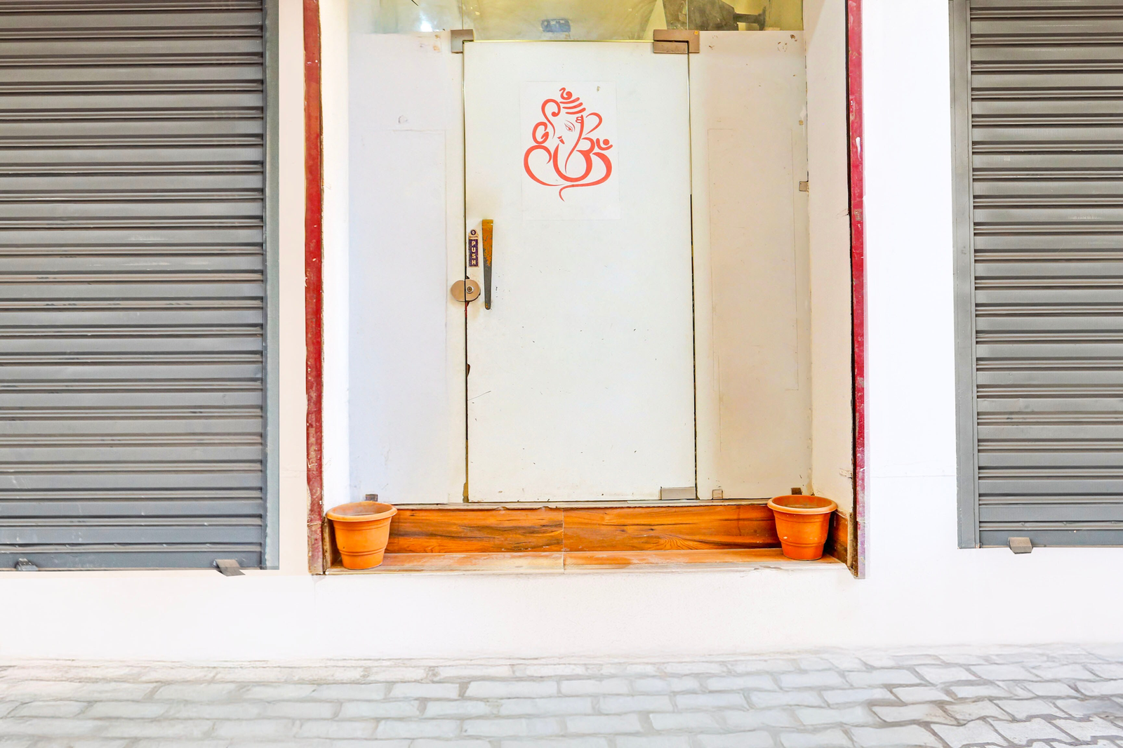 Super Hotel O Sector 45 Formerly Manyavar,Ambala - Chandigarh Rd,3 star