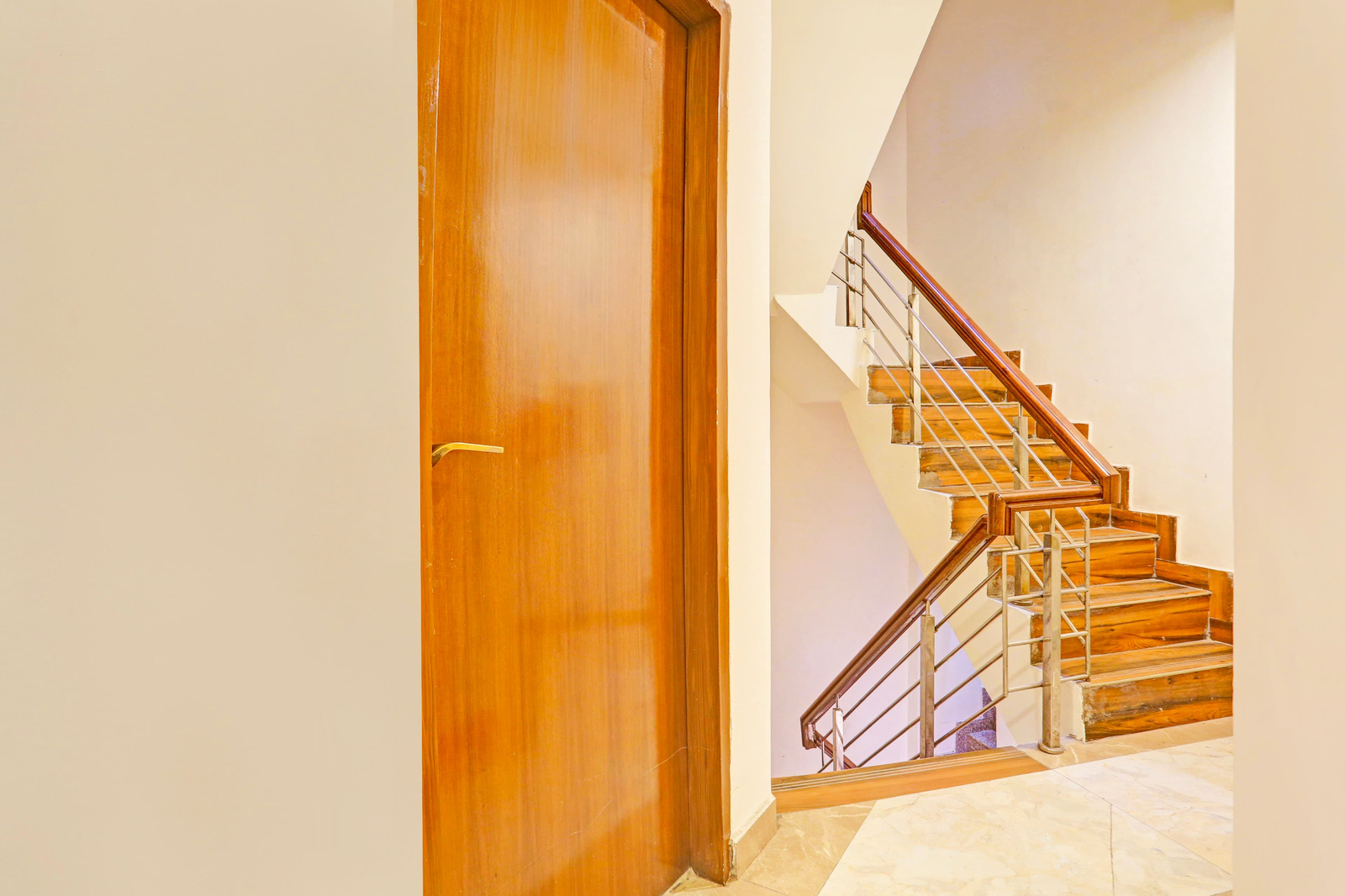 Super Hotel O Sector 45 Formerly Manyavar,Ambala - Chandigarh Rd,3 star