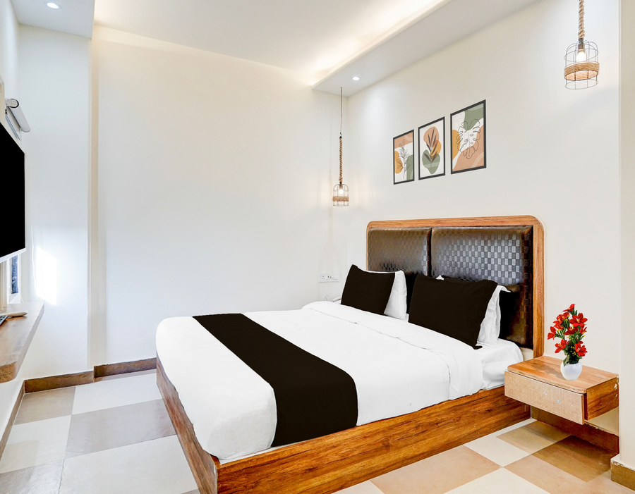 Townhouse Kodamolikunnu Road,,3 star