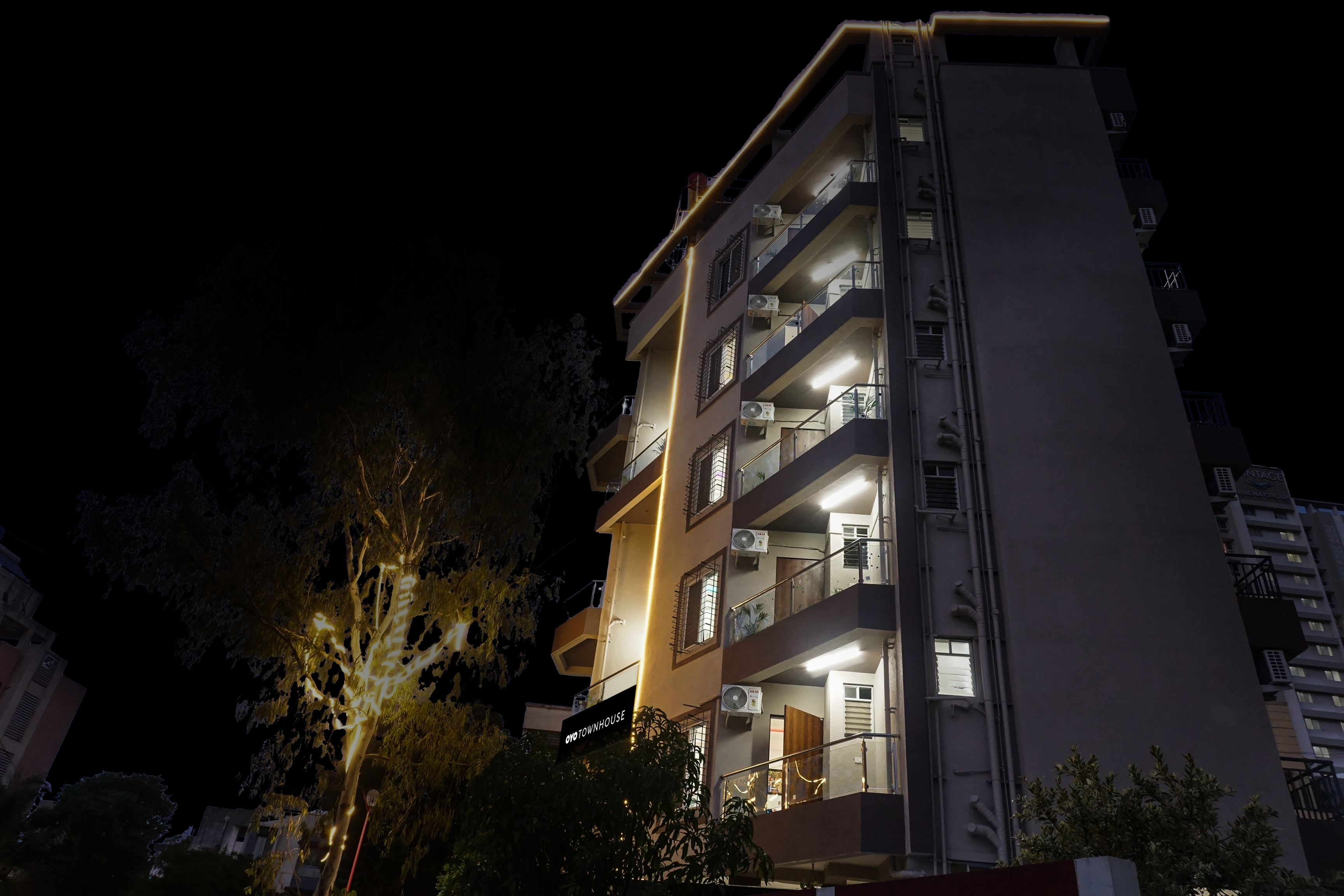 Townhouse Baner Pune Formerly Falcon Executive,Baner,4 star
