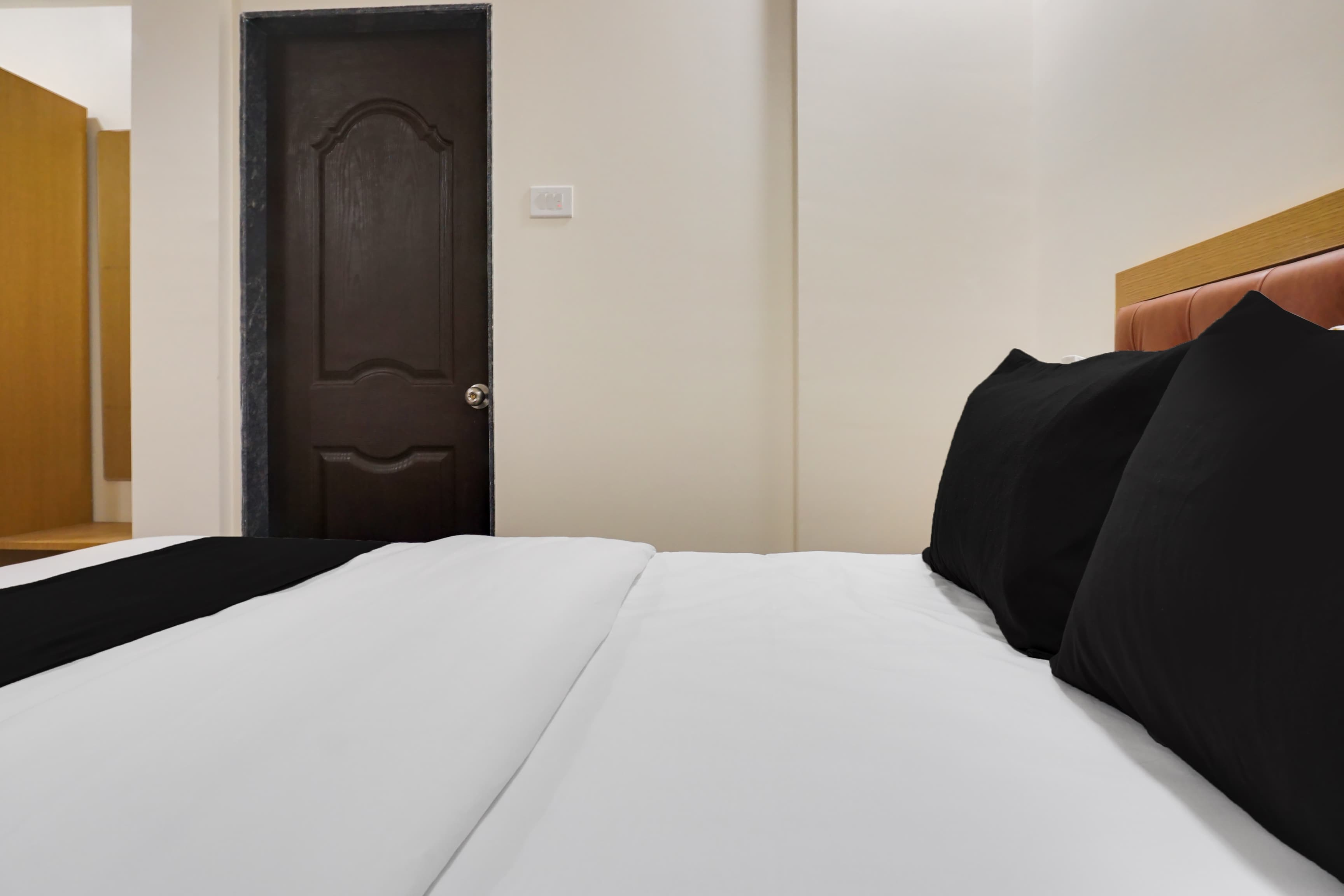 townhouse baner pune formerly falcon executive