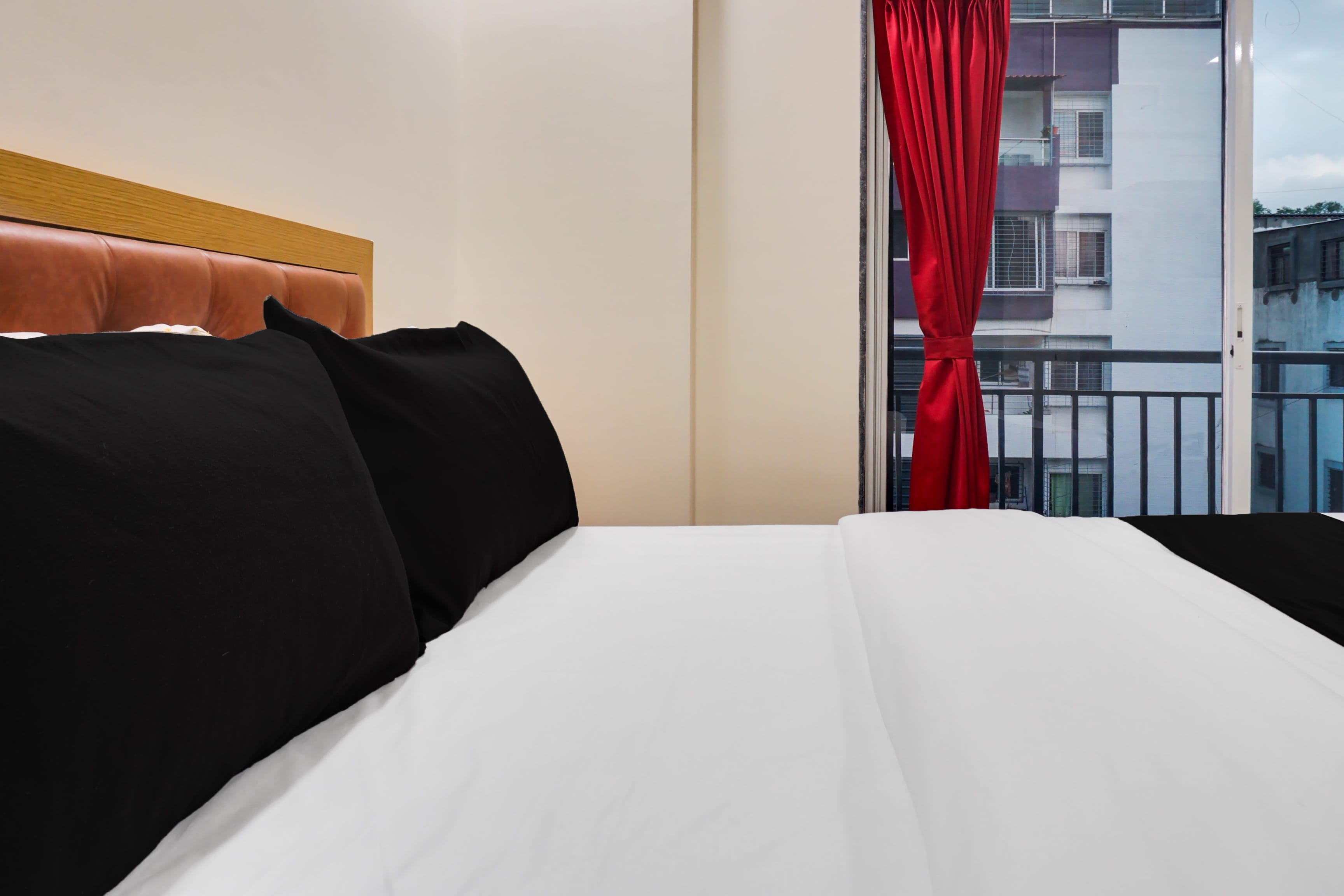 townhouse baner pune formerly falcon executive