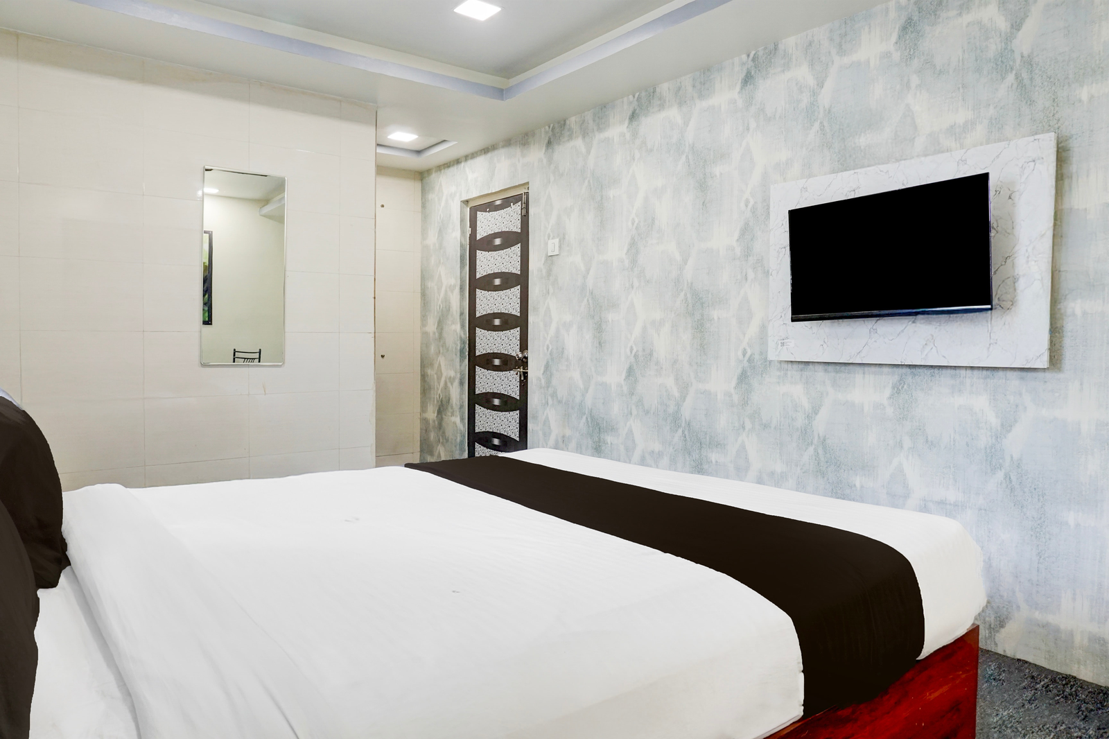 super collection o katraj near kk market