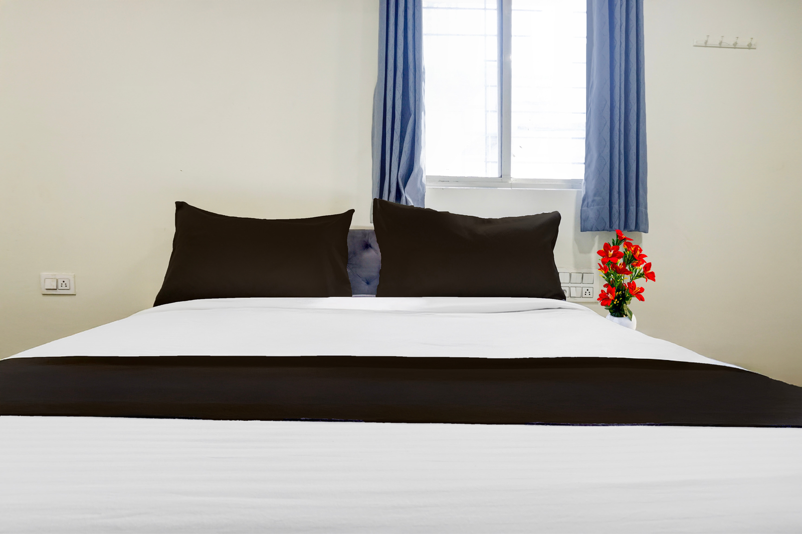 super collection o katraj near kk market