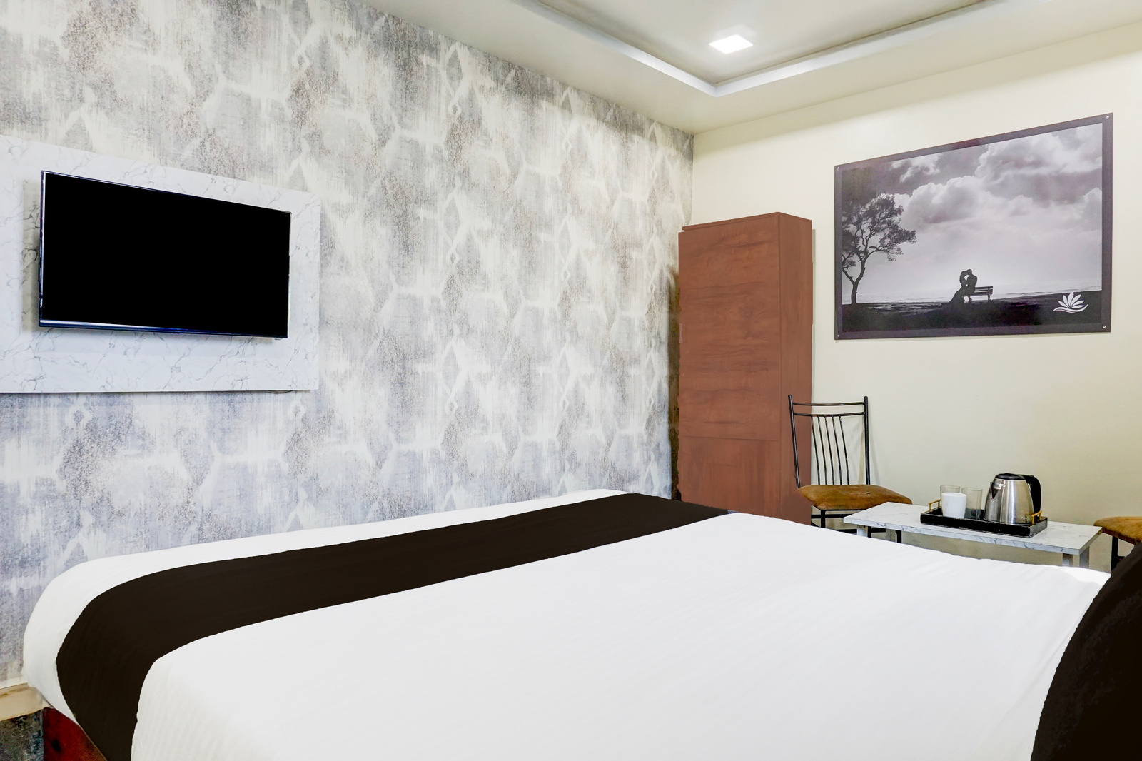 super collection o katraj near kk market