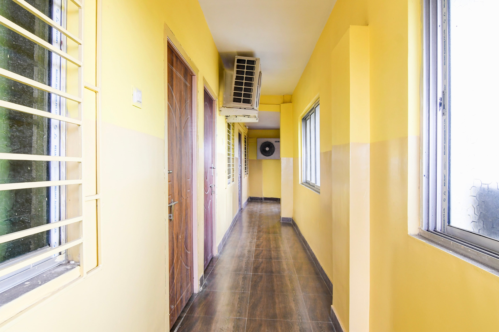 Super Hotel O Daspara Kolkata Formerly Laxmi Guest House,Mukundapur,3 star