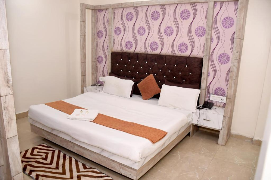 hotel j p residancy