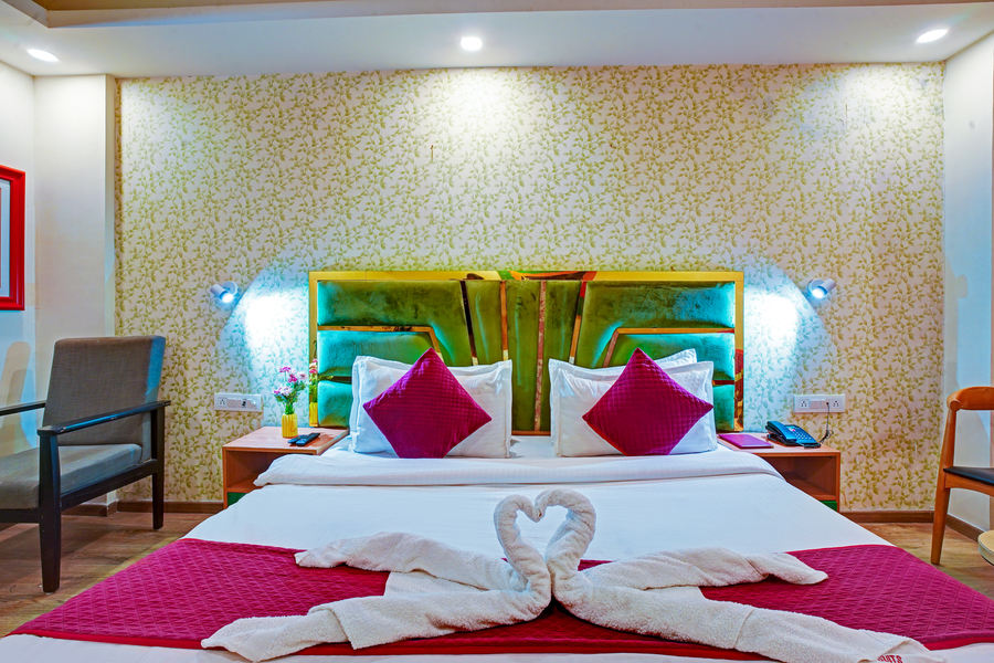 hotel aerostar grand at yashobhoomi convention center