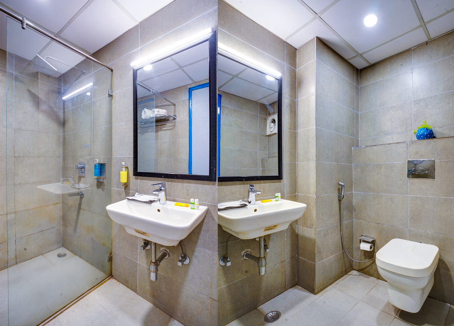 hotel aerostar grand at yashobhoomi convention center
