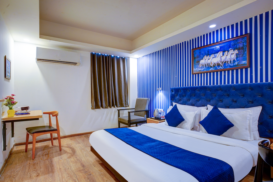 hotel aerostar grand at yashobhoomi convention center