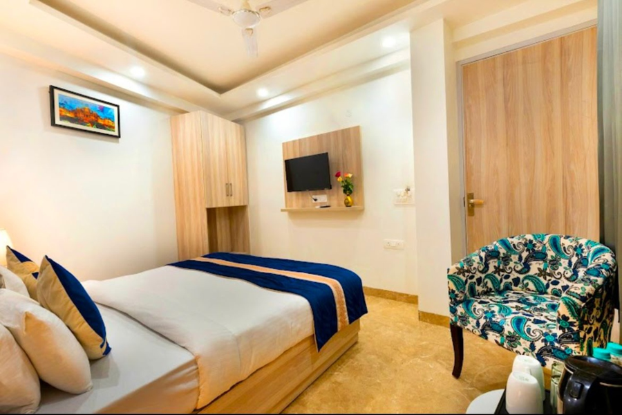 hotel evergreen stay