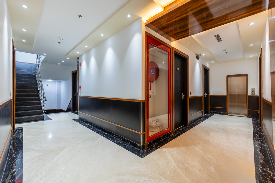 the sm hotel by rmr hotels
