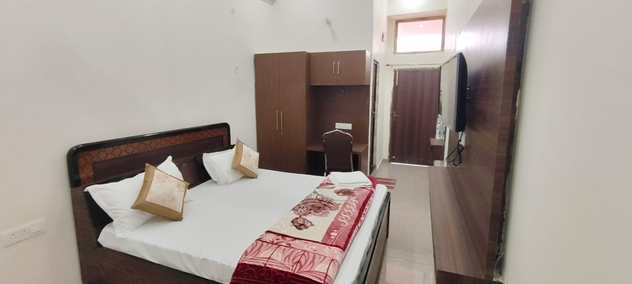 Hotel Subhadra,,3 star