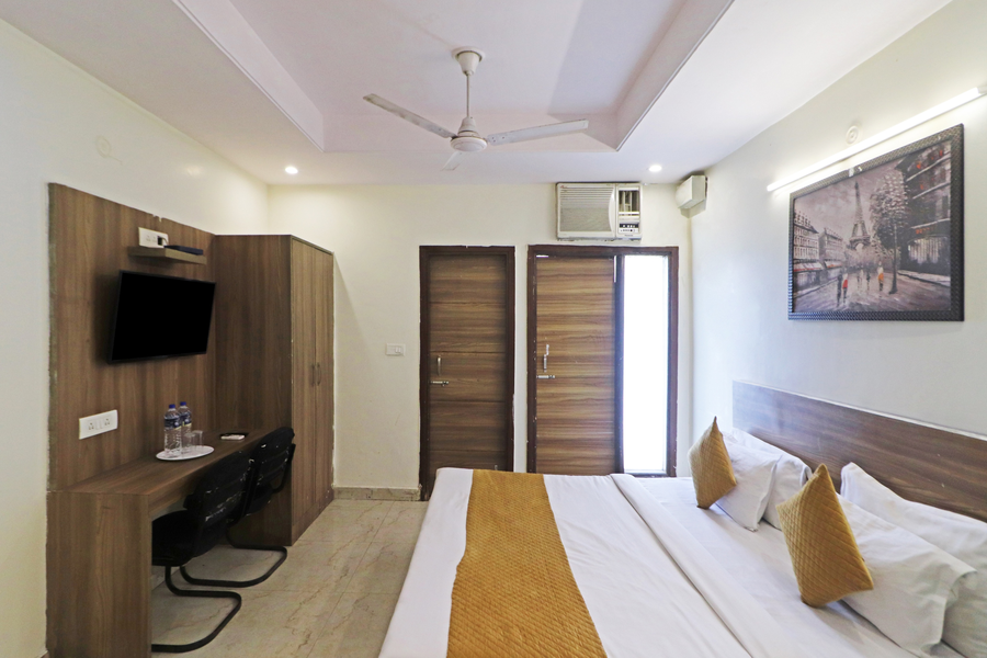 hotel aerostar gold near yashobhoomi